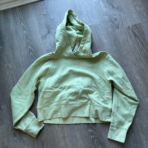 Lululemon cropped hoodie size 4